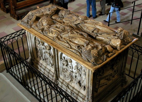 Her hviler keiser Heinrich II og hans kone Kunigunde, som levde på 1000-tallet og ble kanonisert i år 1148 og år 1200. Foto: Reinhard Kirchner / Wikipedia Kaiserdom, Bamberg, Sør-Tyskland, Tyskalnd