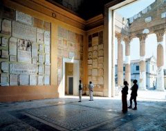 Brescia - Tempio Capitolino har dimensjoner - legg også merke til gulvmosaikkene. Foto: © Comune Brescia / Turismo Brescia, Lombardia, Nord-Italia, Italia