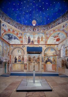 Oratoriet i Santa Maria in Solario, hvor du kan se Croce de Desiederio. Foto: © www.italialangobardorum.it Santa Maria in Solario, Brescia, Lombardia, Nord-Italia, Italia
