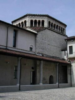 Brescia - Museo Santa Guilia: Det oktogonale tårnet til Santa Maria in Solario, hvor Desiderius' kors er utstilt. Foto: © Lombardiabeneculturali.it Santa Maria in Solario, Brescia, Lombardia, Nord-Italia, Italia