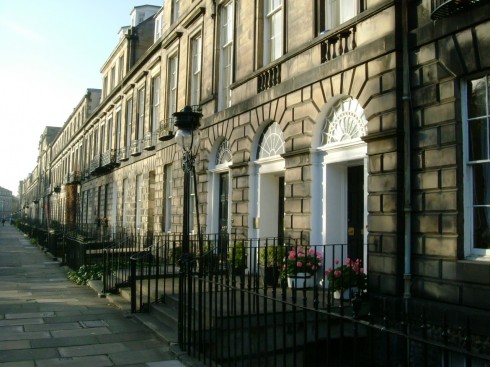 Den stilfulle Heriot Row ble bygd mellom år 1802 og år 1810. Foto: Courtesy of Edinburgh World Heritage Heriot Row, New Town, Edinburgh, Skottland, Storbritannia
