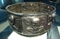 Nationalmuseet København - Gundestrup-kjelen fra perioden mellom 150 år før Kristus og Kristus fødsel, som ble funnet i en myr. Foto: Rosemania / Wikipedia Nationalmuseet, København, Sjælland, Danmark
