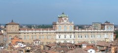 Modena - Palazzo Ducale fra 1600-tallet ruver i utkanten av gamlebyen. Foto: Bob Tubbs / Wikipedia Palazzo Ducale, Modena, Emilia Romagna, Nord-Italia, Italia
