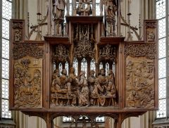Rothenburg ob der Tauber - det kjente Heilig-Blut-Altar i St Jacobskirche er skåret av Tillmann Riemenschneider rundt år 1500. Foto: Berthold Werner / Wikipedia Heilig-Blut-Altar von Tilmann Riemenschneider in der St. Jakobs Kirche, Rothenburg ob der Tauber, Bayern, Sør-Tyskland, Tyskland