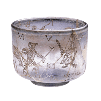 Et drikkebeger av glass fra romertiden - ett av museets unike objekter. Foto: © Rheinisches Landesmuseum Trier / Thomas Zühmer Rheinisches Landesmuseum, Trier, Vest-Tyskland, Tyskland