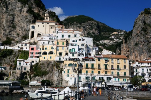 Amalfi, historisk bysenter, Unescos liste over Verdensarven, normannere, gourmet, gamleby, gotikken, romansk, renessansen, barokken, Amalfikysten, Sør-Italia, Italia