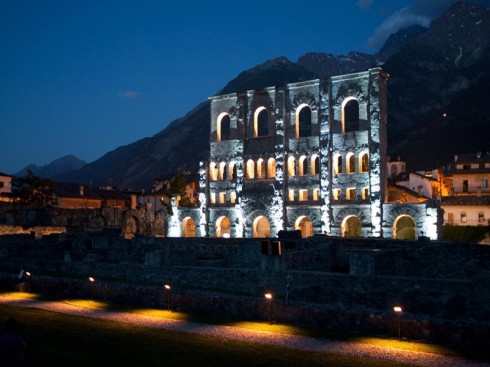 Romersk teater, Aosta, Valle d'Aosta, Nord-Italia, Italia