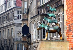 Et av Bremens mest kjente symboler er skulpturen Musikantene i Bremen, Bremen, Unesco, Altstadt, Historisk,Middelalder, Marktplatz, Nord-Tyskland, Tyskland