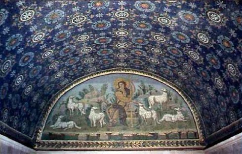 Mausoleo di Galla Placida er dekorert med noen av de eldste mosaikkene i Ravenna. Foto: Opera di Religione della Diocese di Ravenna Mausoleo di Galla Placida, Unesco, Ravenna, Emilia-Romagna, Nord-Italia, Italia