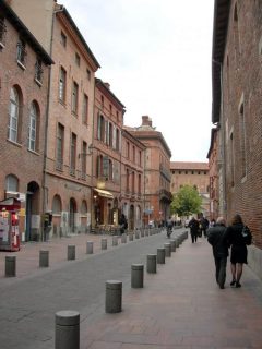 Gågate i Toulouses gamleby