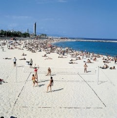 Strendene nedenfor Olympian-anleggene er ikke verst de heller. Foto: © Turisme de Barcelona / Espai d'Imatge Barcelona, Barrio Gotico, La Sagrada Familia, katalansk, Unescos liste over Verdensarven, Antoni Gaudi, Parc Guell, Catalunia, Spania