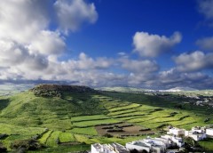 Panorama over Citadellet Victoria, som ble bygd i én veiv på 1500-tallet og som har masse flott arkitektur å by på Malta, Gozo, Valletta, Fort St. Elmo, Mdina, Johanitter-ordenen, Jean de vallette, korsfarere, Unescos liste over Verdensarven, Normannere, St Johns Co-Cathedral, St Paul, Paulus
