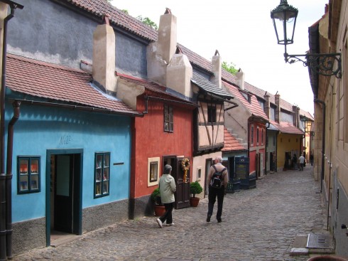 Den gamle Zlatá Ulička, som betyr Franz Kafka, Praha, Stare Mesto, Unesco Verdensarven, middelalder, markedsplassen, Karlsbroen, Böhmen, Tsjekkia