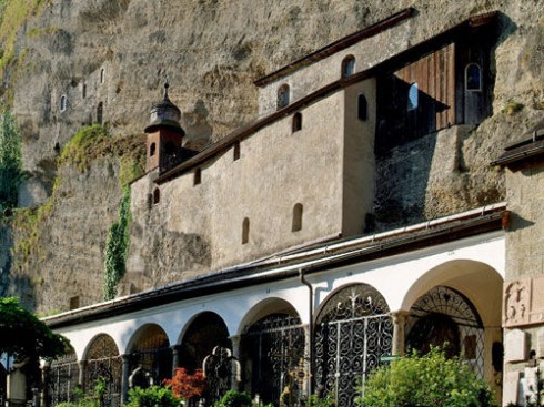 Katakombene som ble brukt da det opprinnelige klosteret ble grunnlagt. Foto: Tourismus Salzburg GmbH St Peterskloster katakomber, Salzburg, Altstadt, Mozart, Unescos liste over Verdensarven, Tyrol og Salzburg, Østerrike