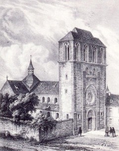 Den gamle kirken Saint-Etienne med et kraftig og underlig vestverk. Nedre del i romansk stil og øvre del i gotisk stil. Slike vestverk var vanlige på 900-tallet - dessverre er det revet - selve kirken står. Illustrasjon fra 1860-årene. Kilde: Wikipedia Strasbourg, Musée Alsacien, Grand Île, gamleby, historiske bysenter, Unescos liste over Verdensarven, bindingsverk, kanaler, Palais Rohan, Nord-Frankrike, Frankrike