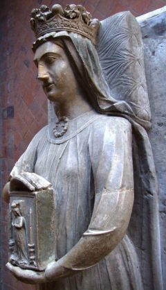 Berengere slik hun er avbildet på sin sarkofag i klosteret Abbaye de l'Epau, som hun grunnla rett utenfor Le Mans. Foto: MOSOT / Wikipedia CC BY SA 3.0 Le Mans, Maine, Vieux Mans, Sarthe, La Cité Plantagenét, romertid, middelalder, Henry den II. La Reine Bérengère, Cathédrale Saint-Julien de Le mans, Unescos liste over Verdensarven, Vest-Frankrike, Frankrike