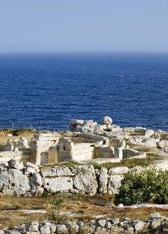 Mnajdra er søstertempelet til Hagar Quim og etter sigende den eldste frittstående bygning i verden Mnajdra tempel, Malta, templene, Unescos liste over Verdensarven, korsfarere, Johanitter-ordenen, renessansen barokken, Valletta, Malta