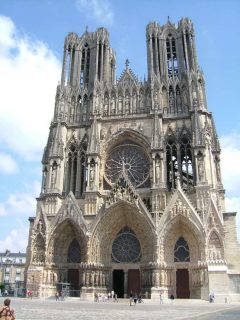 Du føler deg ikke stor første gangen du står her foran vestfasaden til Cathédrale Notre Dame i Reims Reims, Cathédrale Notre Dame, middelalder, gotikken, Unescos liste over Verdensarven, Nord-Frankrike, Frankrike