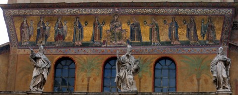 Mosaikken på fasaden til Santa Maria Trastevere i bysantisk stil er meget vakker. Foto: Bjsamelsonjones / Wikipedia Forum Romanum, Roma, Unescos liste over Verdensarven, romerriket, Forum, antikken, historiske bydeler, gamlebyen, Trastevere, den evige stad, Tiber, Vatikanet, Panthon, Roma, Midt-Italia, Italia