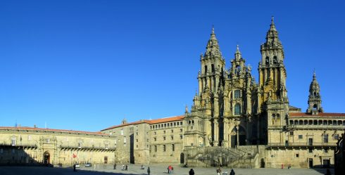 Katedralen Santiago de Compostela er bygget på stedet der apostelen Jacob angivelig er gravlagt. Katedralen Santiago de Compostela, Unescos liste over Verdensarven, Nord-Spania, Spania