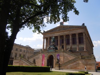 Alte Nationalgalerie hvor du kan se flotte samlinger, med verk av blant andre Caspar David Friedrich Alte Nationalgalerie Berlin