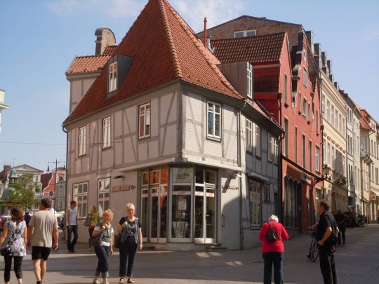 Strykejernet, Wismar, Østersjøen, middelalder, Backsteinsgotik, Ostsee, Unesco Verdensarv, Gamlebyen, Marktplatz, Altstadt, Hansestadt Wismar, Mecklenburg Vorpommern, Nord-Tyskland Strykejernet, Wismar, Østersjøen, middelalder, Backsteinsgotik, Ostsee, Unesco Verdensarv, Gamlebyen, Marktplatz, Altstadt, Hansestadt Wismar, Mecklenburg Vorpommern, Nord-Tyskland