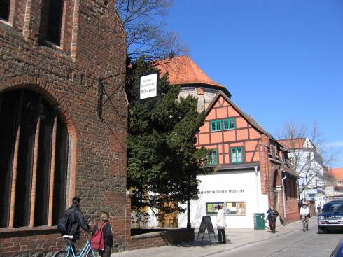 Stralsunds Kulturhistoriske Museum ligger i Katharinenkloster fra middelalderen, som også huser Meeresmuseum - Havmuseet. Foto: © Tourismuszentrale Stralsund Kulturhistorisk Museum, Stralsund, Unescos Verdensarvliste, Wismar, Lübeck, Hansaen, Hanseatforbundet, Mecklenburg Vorpommern, Nord-Tyskland