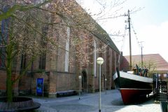 Katharinenkloster omfatter også Meeresmuseum inklusive en gammel fiskebåt. Foto: © Tourismuszentrale Stralsund Katharinenkloster, Meeresmusuem, Stralsund, Unescos Verdensarvliste, Wismar, Lübeck, Hansaen, Hanseatforbundet, Mecklenburg Vorpommern, Nord-Tyskland
