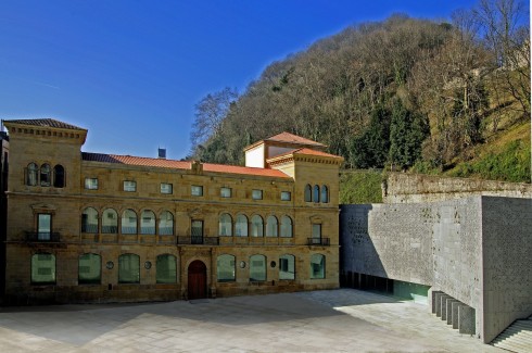 Middelalderklosteret San Telmo huser i dag san Sebastiáns flotte historiske bymuseum. Foto: © Turismo San Sebastián San Sebastián, ferieby, badeby, Playa de la Concha, gourmet, pintxo, Donostia, Baskerland, Guipuzskoa, surfing, Nord-Spania, Spania