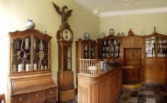 Interiøret til det gamle Adler-apoteket er ustilt i Couven-Museum. Foto: © Andreas Herrmann / ats Aachen, Couven-Museum, Kaiserpfalz, Pfalzkapelle, Karl den Store, pilegrimsmål, karolingisk romansk arkitektur, tidlig middelalder, tidlig kristendom, skattkammeret, klosterhage, Unescos liste over Verdensarven, Vest-Tyskland