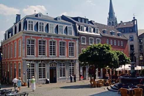 Covenmuseum er et bymesum med flotte interiører fra de seneste århundrene. Foto: © Andreas Herrmann / ats Aachen, Couvenmuseum, Kaiserpfalz, Pfalzkapelle, Karl den Store, pilegrimsmål, karolingisk romansk arkitektur, tidlig middelalder, tidlig kristendom, skattkammeret, klosterhage, Unescos liste over Verdensarven, Vest-Tyskland