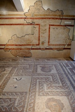 Gulvmosaikker fra romerske herskapshus er utstilt i Yorkshire Museum. Foto: © Yorkshire Museum York, Yorkshire, middelalder, katedral, The York Minster, vikinger, vikingtid, romere, romertid, Konstantin den Store, angelsaksere, England, Storbritannia