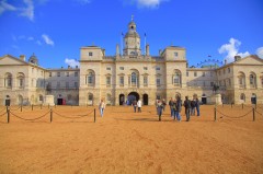 Horse Guards Parade på baksiden av Buckingham Palace. Foto: © visitlondonimages britainonview / Pawel Libera London Buckingham Palace, London, British Museum, romerne, middelader, historisk, Unescos liste over Verdensarven, Tower, England Storbritannia