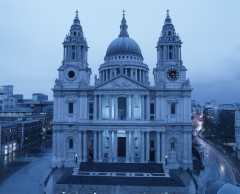 St Paul's Cathedral regnes for å være Christopher Wrens hovedverk og sto ferdig i år 1708 på Wrens fødselsdag. Foto: © BTA visitlondonimages britainonview / McCormick-McAdam London, St Paul's Cathedral, British Museum, romerne, middelader, historisk, Unescos liste over Verdensarven, Tower, England Storbritannia