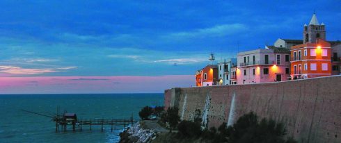 Termoli har en vakker gamleby, hvor du er omgitt av 7-800 år gammel bebyggelse. Foto: © Turismo Termoli Termoli, Sør-Italia, normannisk, Italia