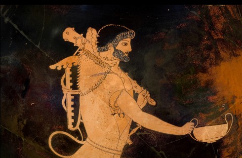 En Hercules-amfora fra år 490-480 før Kristus finnes i Antikenmuseums utsøkte samlinger. Foto: © Antikenmuseum Basel, Antikenmuseum, Münster, Augusta Raurica, Rhinen, romertid, middelalder, kulturseverdigheter, gamlebyen, Marktplatz, St. Alban, Sveits