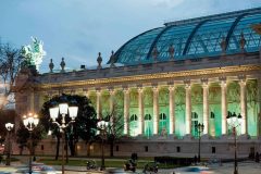 Grand Palais er en nydelig bygning, som virkelig kommer til sin rett når kvelden faller på. Foto: © Paris Tourist Office / Jacques Lebar Paris, Grand Palais, Latinerkvarteret, Champs Élysées, Ile de Cité, Notre Dame, middelalder, Tuilerie, obelisken, Ile de France, Unescos liste over Verdensarven, Seinen, Nord-Frankrike, Frankrike