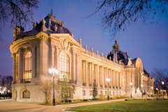 Le Petit Palais ble bygd til Verdensutstillingen i år 1900, og huser Paris bys samlinger av kunst - og det sier ikke lite. Foto: © Paris Tourist Office / Jacques Lebar Paris, Grand Palais, Latinerkvarteret, Champs Élysées, Ile de Cité, Notre Dame, middelalder, Tuilerie, obelisken, Ile de France, Unescos liste over Verdensarven, Seinen, Nord-Frankrike, Frankrike