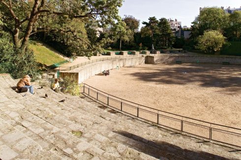Les Arènes de Lutèce er et romersk amfiteater som i sin tid tok 15.000 tilskuere. I dag kan du se det midt i Paris, ved Latinerkvarteret. Foto: © Paris Tourist Office / Marc Bertrand Paris, Les Arènes de Lutèce, Ile de Cité, Notre Dame, middelalder, Tuilerie, obelisken, Ile de France, Unescos liste over Verdensarven, Seinen, Nord-Frankrike, Frankrike