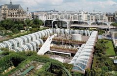 Forum des Halles Saint Eustache er heller ikke det dummeste stedet å handle. Foto: © Paris Tourist Office / Jacques Lebar Paris, Marché aux Puces de Saint-Ouen, Bercy Village, Hôtel des Invalides, Grand Palais, Latinerkvarteret, Champs Élysées, Ile de Cité, Notre Dame, middelalder, Tuilerie, obelisken, Ile de France, Unescos liste over Verdensarven, Seinen, Nord-Frankrike, Frankrike