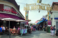 Paris er kjent for sine markeder - her fra Marché aux Puces de Saint-Ouen - åpent lørdag, søndag og mandag. Foto: © Paris Tourist Office / Amelie Dupont Paris, markeder, marché, middelalder, Tuilerie, obelisken, Ile de Cité, Notre Dame, Ile de France, Unescos liste over Verdensarven, Seinen, Nord-Frankrike, Frankrike