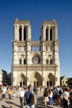 Cathédrale Notre Dame er en av Paris' mest besøkte severdigheter. Foto: © Paris Tourist Office / Marc Bertrand Paris, Ile de Cité, Notre Dame, middelalder, Tuilerie, obelisken, Ile de France, Unescos liste over Verdensarven, Seinen, Nord-Frankrike, Frankrike