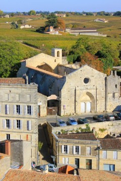 Restene av klosteret Cordeliers omfatter også en korsgang rundt en tidligere klosterhage. Foto: © Office de Tourisme de Saint-Emilion St Émilion, Saint Emilion, La Jurade, vin, Unescos liste over Verdensarven, romertid, middelalder, Monolittkirken, Bordeaux, Pomerol, Fronsac, Bordeaux, Vest-Frankrike