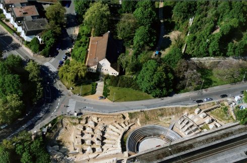 I Mainz er det gravd ut et romersk teater ikke langt fra jernbanestasjonen. Foto: © Tourismus Mainz Mainz - Mainz, Gutenberg, Worms, Speyer, Dom St. Martin, Kaiser, Kurfyrster, Moguntiacum, romertid middelalder, renessanse, barokk, Rhinen, Tyskland