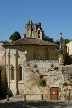 Den lille perlen Chapelle de la Trinité skjuler stor kunst i form av gotiske fresker fra 1200-tallet. Foto: © Anne Lanta St Émilion, Saint Emilion, La Jurade, vin, Unescos liste over Verdensarven, romertid, middelalder, Monolittkirken, Bordeaux, Pomerol, Fronsac, Bordeaux, Vest-Frankrike