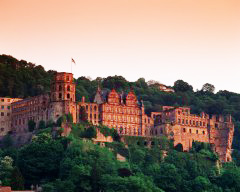Schloss Heidelberg - første gang nevnt i skriftlige kilder i år 1224 - er byens stolthet - ikke uten grunn. Foto: © Heidelberg Marketing GmbH / Andrew Cowin Heidelberg, Schloss, Altstadt, Marktplatz, Alte Brücke, Neckar, Schloss Heidelberg, Unescos liste over Verdensarven, Baden-Württemberg, Sør-Tyskland