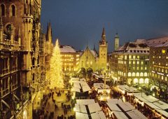 I München finner du et gedigent julemarked på Marienplatz, midt i gamlebyen ved rådhuset. Foto: © Tourismus München / Fritz Witzig München, julemarked, Weihnachtsmarkt, Unescos liste over Verdensarven, Unesco, Tyskland