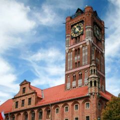 Det staselige Rådhuset - Rathaus på tysk og Ratusz på polsk - var stedet der mange viktige beslutninger ble tatt Torun, gamlebyen, markedsplassen, rådhuset, Unescos liste over Verdensarven, Visla, Den tyske orden, Teutonerborgen, historisk, middelalder, Nord-Polen, Polen