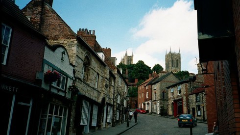The Jew's House og Jew's Court ligger i overgangen mellom the Strait og Steep hill. Foto: Daviddariusbijan Wikipedia Lincoln, High Bridge, Lincoln Cathedral, Minster, England, Brayford Pool, romertid, middelalder, Castle Hill, Magna Carta, Steep Hill, Bailgate, early british gothic