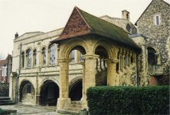 King's School passer godt på den gamle Canterbury, Cathedral, West gate, Christ Church Gate, Minster, Thomas Beckett, England, River Stour, The Old Weavers House, romertid, middelalder, early british gothic, Storbritannia
